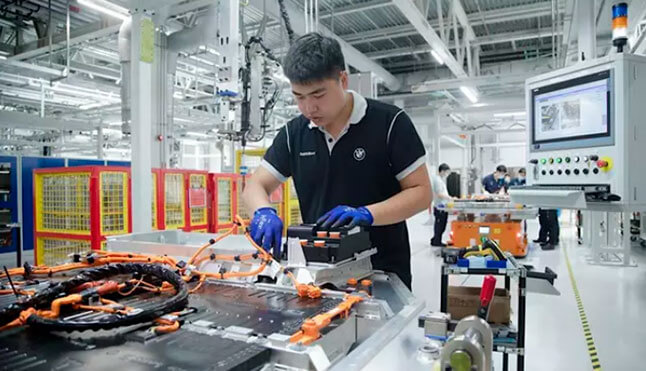 宝马在中国的合资企业扩大了iX3电池的生产